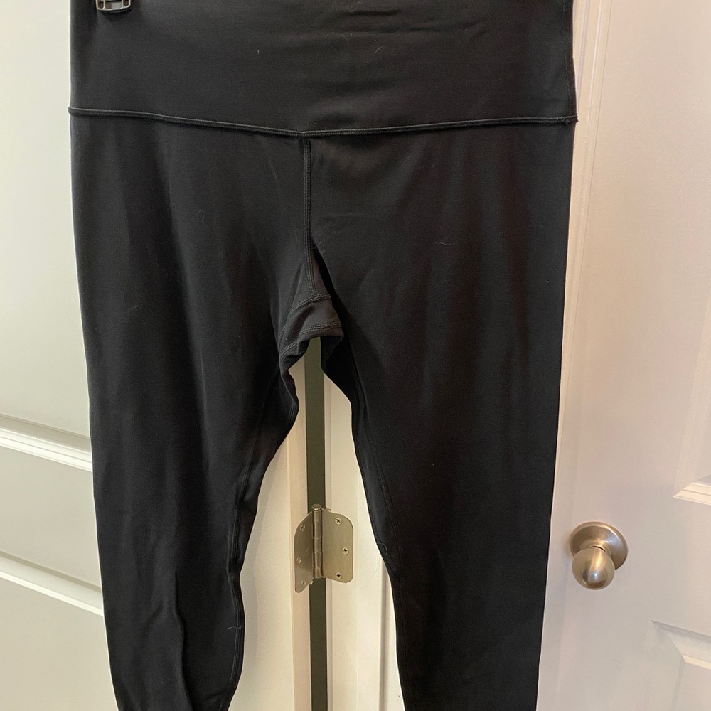 Lululemon cropped leggings